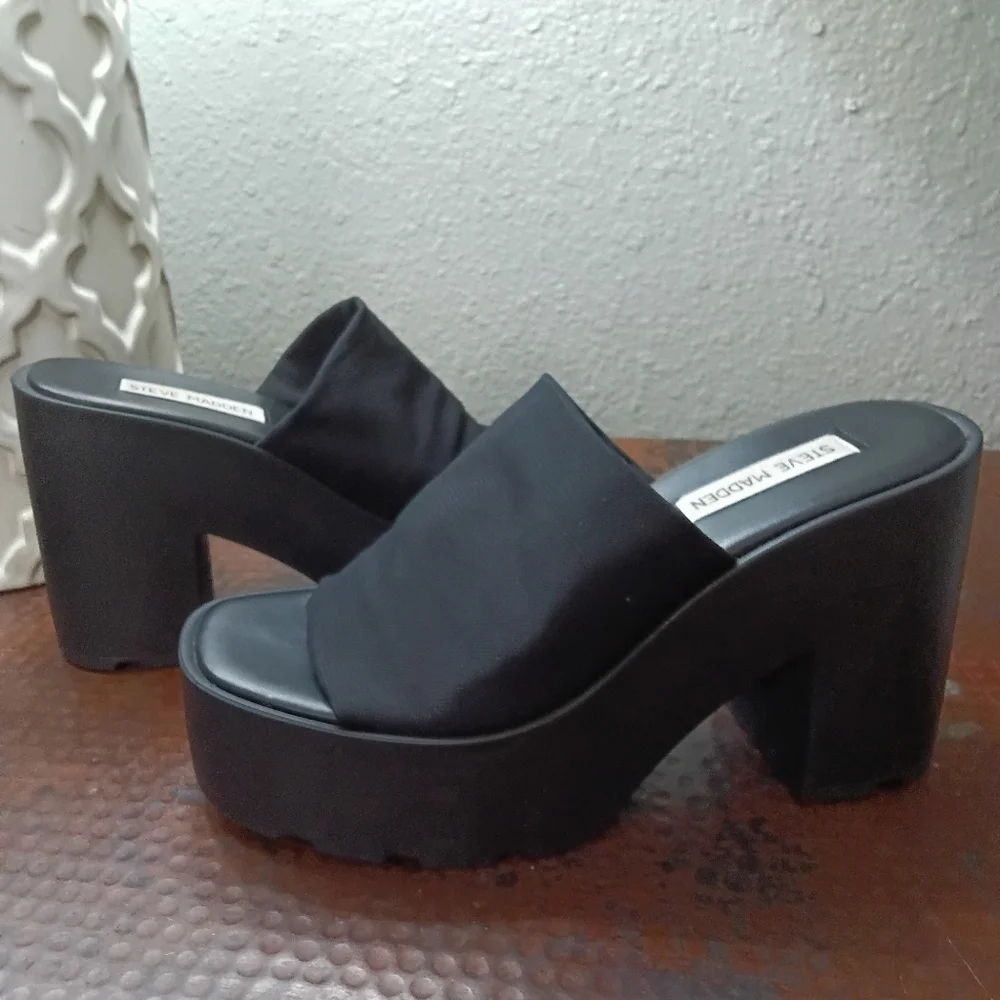 Steve Madden Sz. 39(8.5) Black Sami Platform Sandal